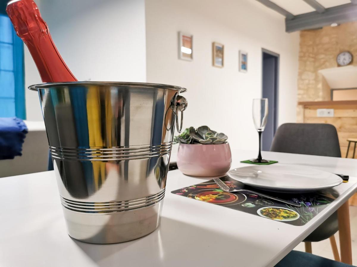 Appartement Ma Douce Charente - Superbe T3 Design Et Fonctionnel - Hyper Centre A Saintes Luaran gambar