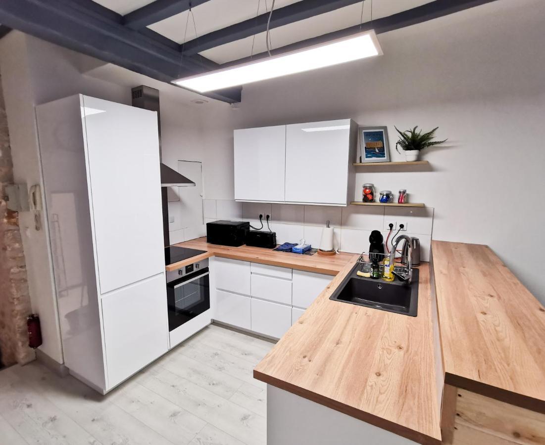 Appartement Ma Douce Charente - Superbe T3 Design Et Fonctionnel - Hyper Centre A Saintes Luaran gambar