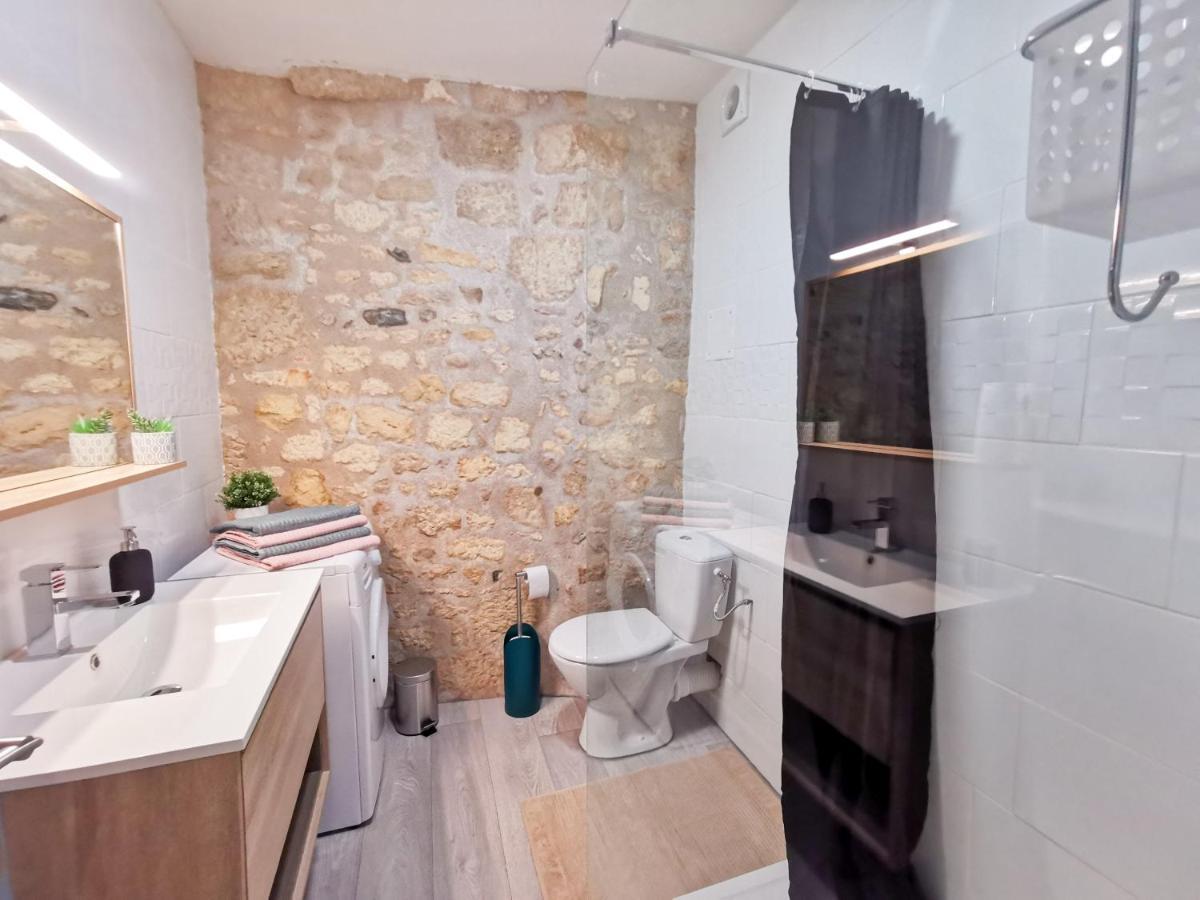 Appartement Ma Douce Charente - Superbe T3 Design Et Fonctionnel - Hyper Centre A Saintes Luaran gambar